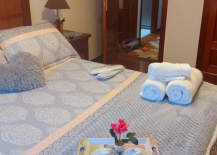 Διαμέρισμα Coqueto Con Garaje Y Piscina A 8' Playa Brazomar Castro Urdiales