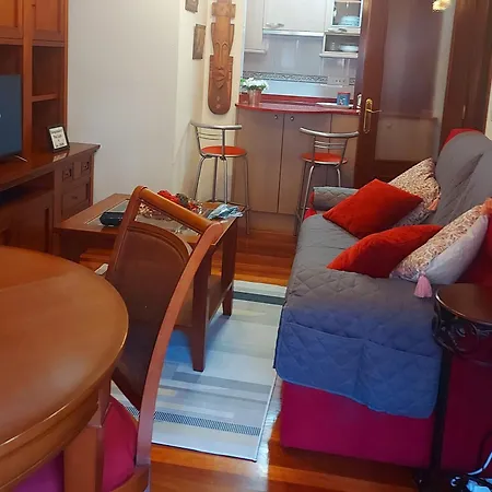 Coqueto Con Garaje Y Piscina A 8' Playa Brazomar